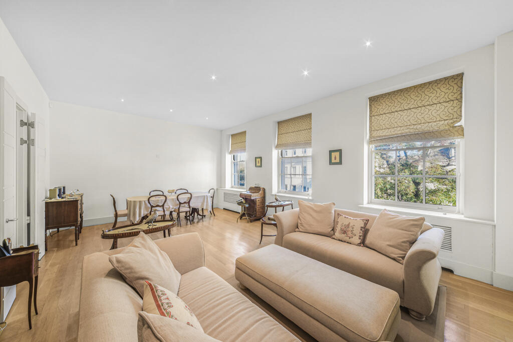 Apartment in London - View 2