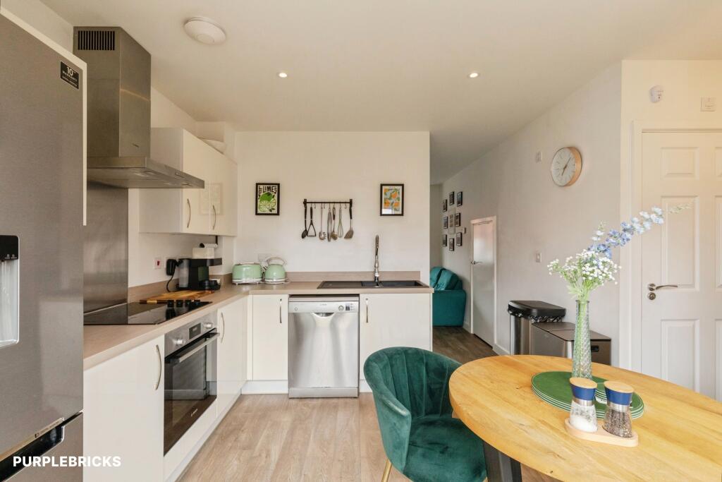 House in Keynsham, Bath and North East Somerset - View 4