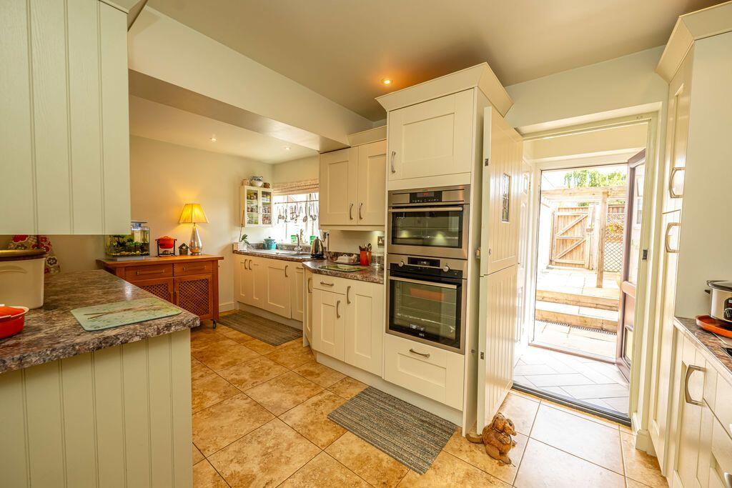 House in South Staffordshire, Pattingham and Patshull - More