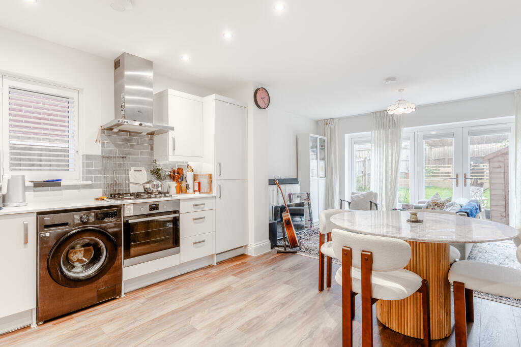 House in Bristol, Beaufort Park, Almondsbury - View 3