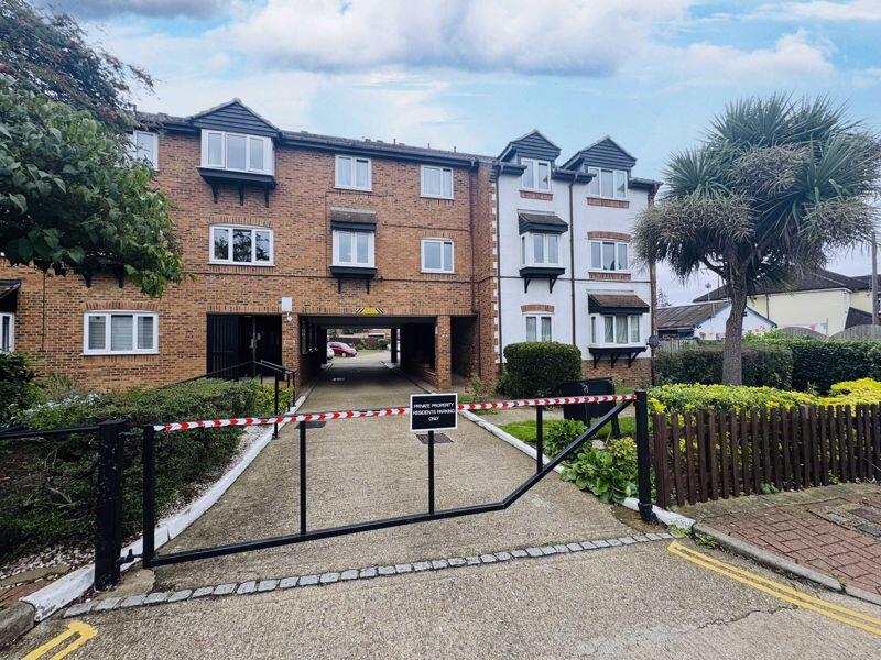 Main image of property: Eskdale Avenue, Northolt