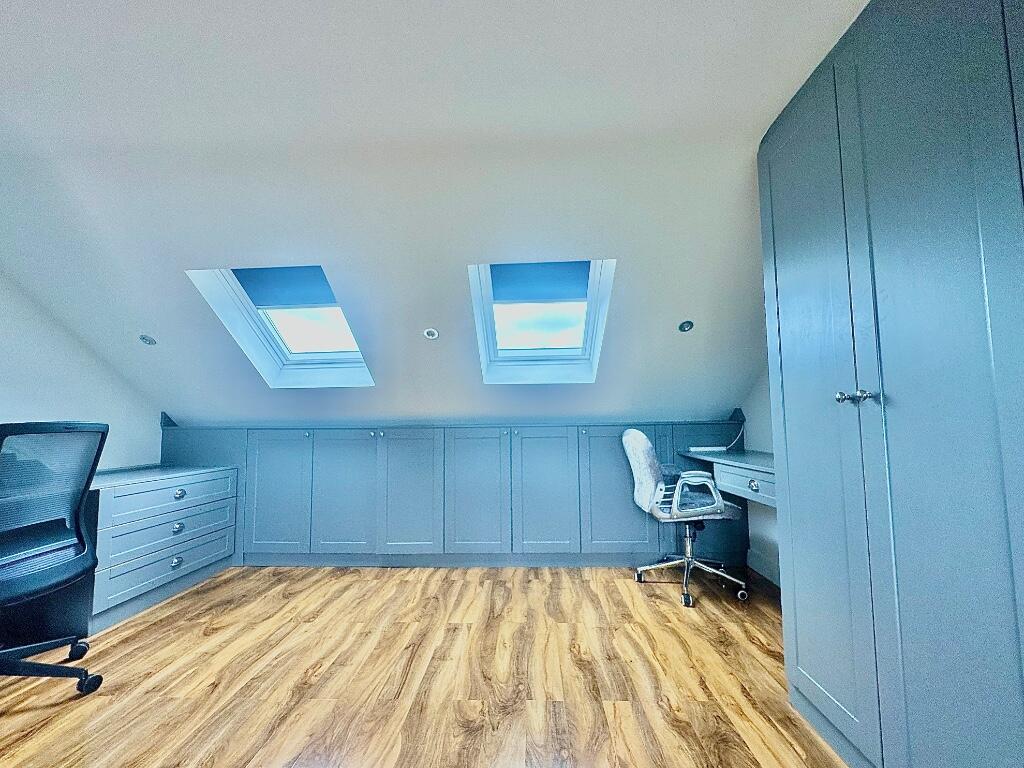 Martley Drive, Gants Hill, IG2 photo 4