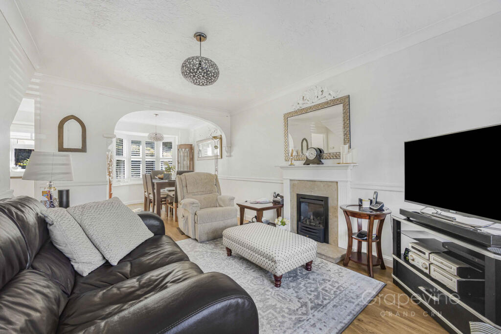 House in Hurst, St. Nicholas, Hurst - View 4
