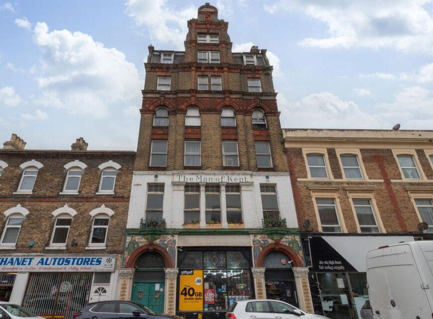 Main image of property: Flat 8, 188 High Street, Margate, Kent, CT9 1JZ