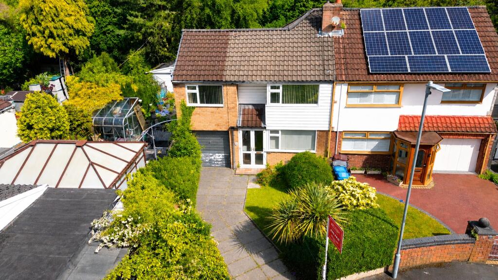 Main image of property: Pottery Close, Whiston, L35