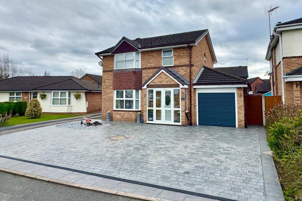 Main image of property: Foxglove Close, Wistaston, Crewe, Cheshire, CW2