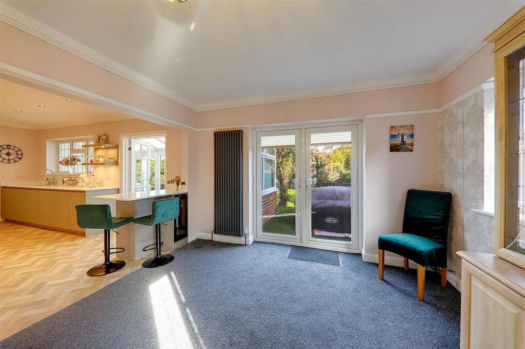 House in Brighton - View 5