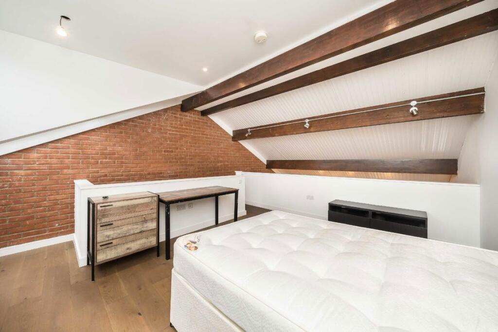 House in London - More
