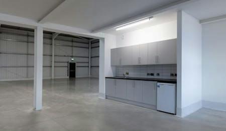 696 Stirling Road 8.jpg