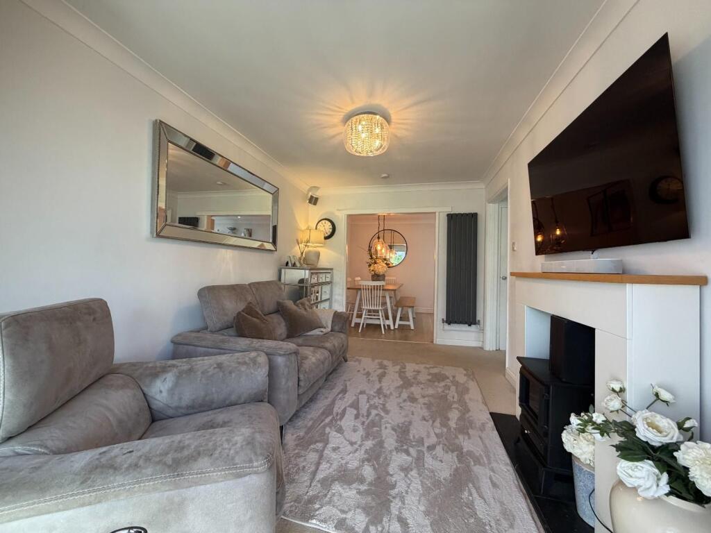 House in Lyminge - More