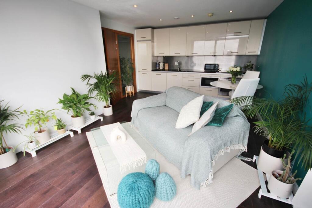 Main image of property: The Quays, Salford