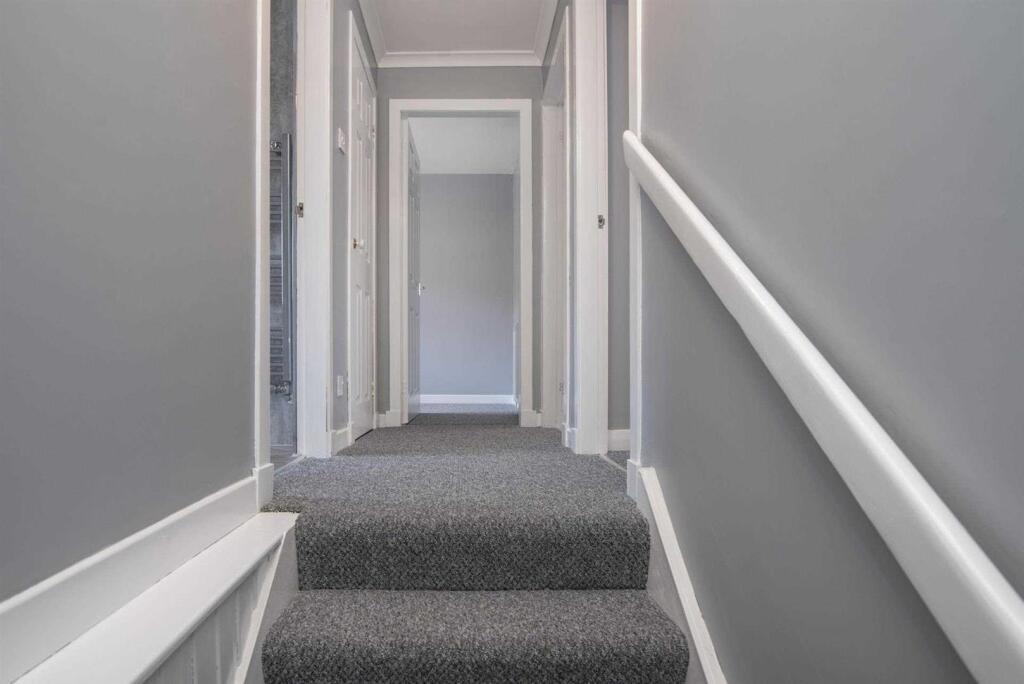 Apartment in Falkirk - More