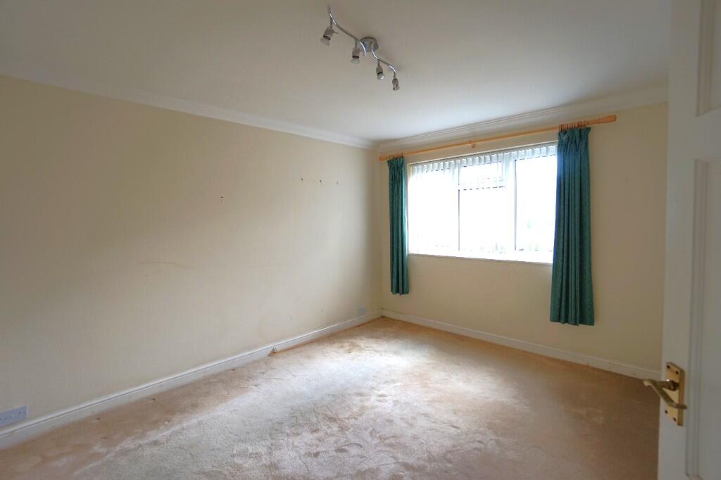 Apartment in Canterbury - View 5