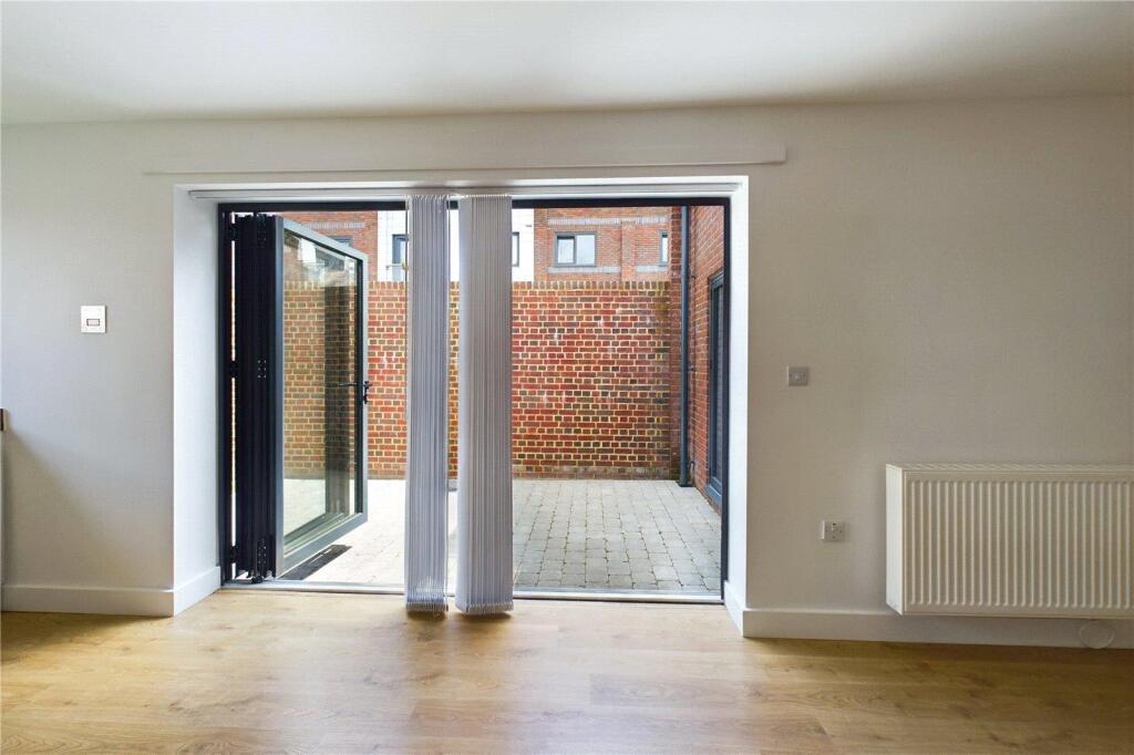 House in Redhill - More
