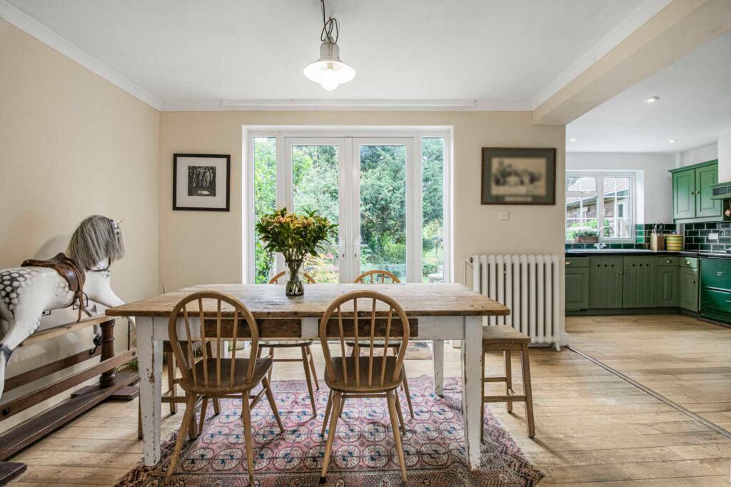 Coronation Road, Littlewick Green, SL6 photo 4