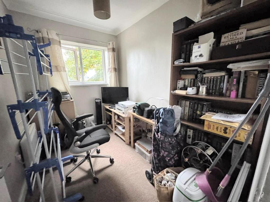Apartment in Liverpool - More