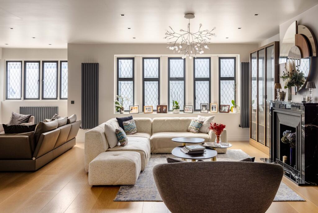 Main image of property: Vale Close, London, W9