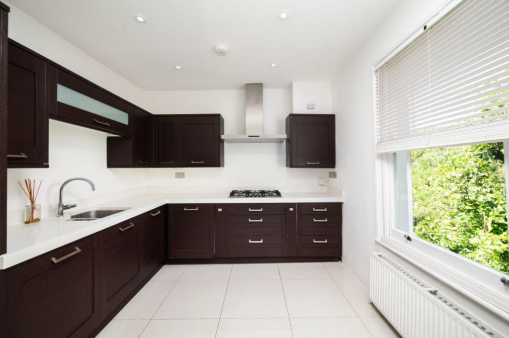 Apartment in London - View 3