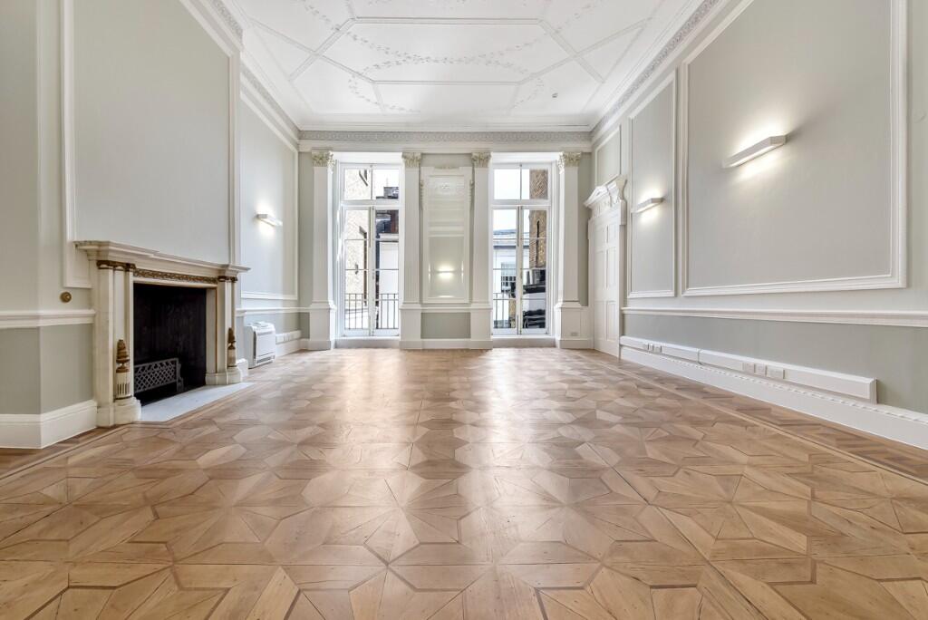 Main image of property: 86 Harley Street, London, W1G