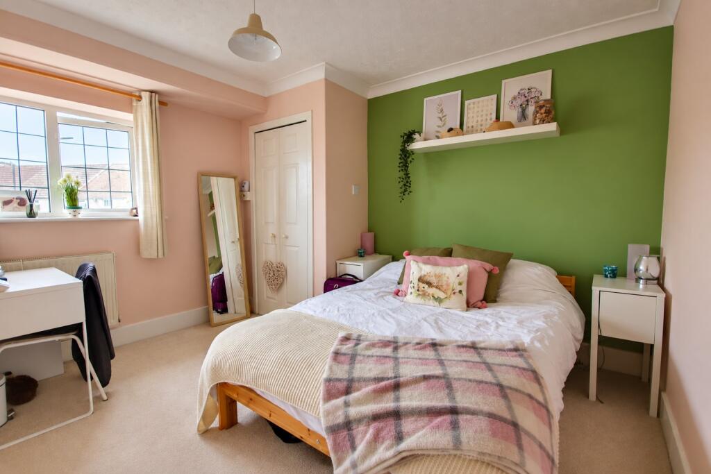 House in Southampton - View 4
