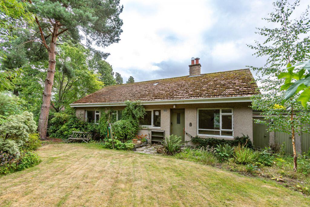 Main image of property: 16 Woodlands Park, Coldstream, TD12 4LL