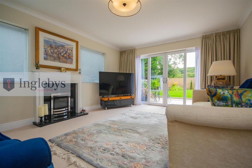 House in Skelton-in-Cleveland, Saltburn, Marske and New Marske - More