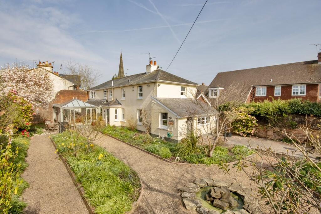 Main image of property: Camden Park, Tunbridge Wells, Kent, TN2