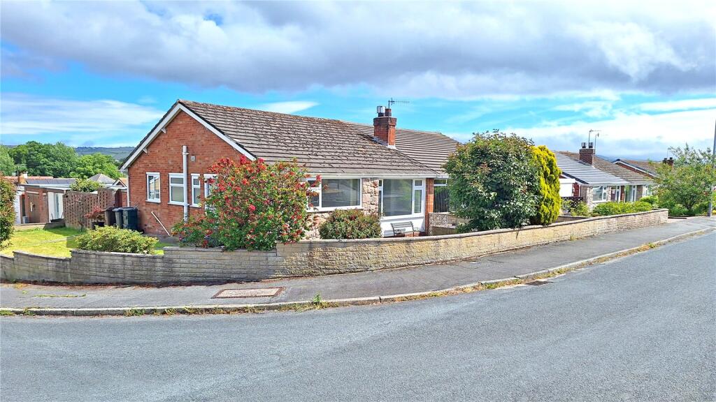 Llwyn Estyn, Deganwy, Conwy, LL31 photo 2