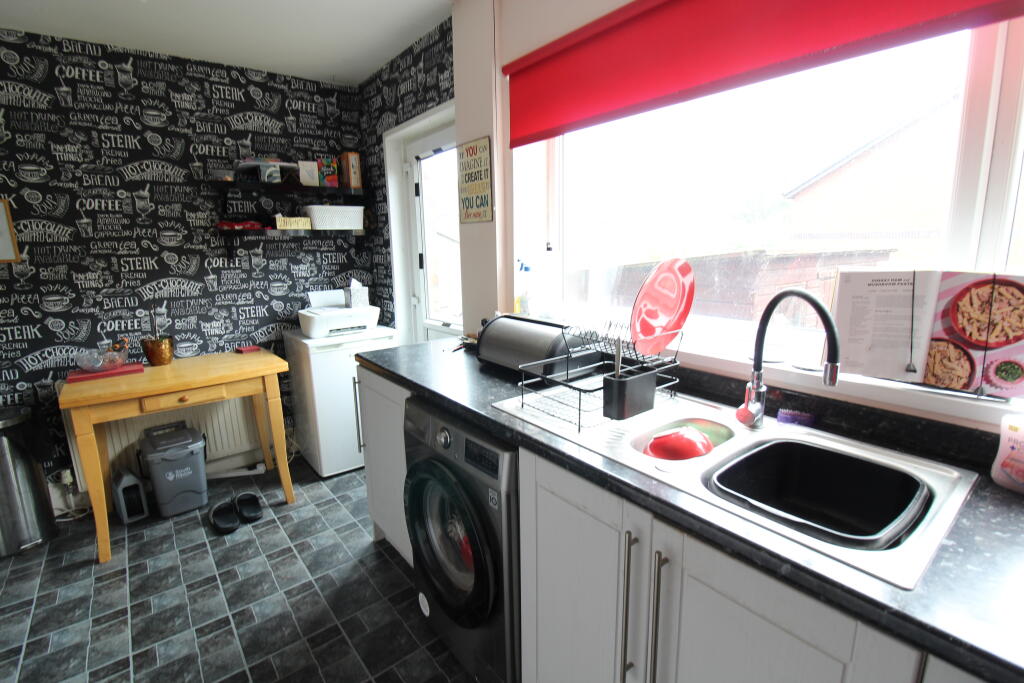 House in Preston - View 5