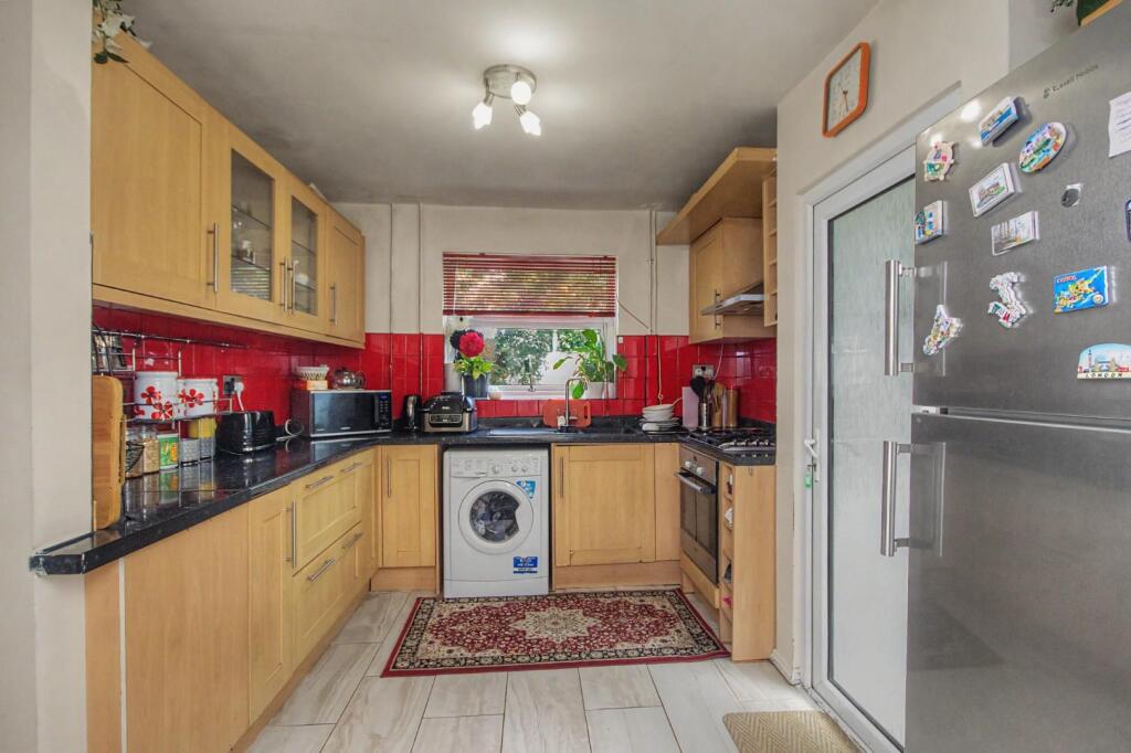 House in Northampton, Kingsthorpe - View 3
