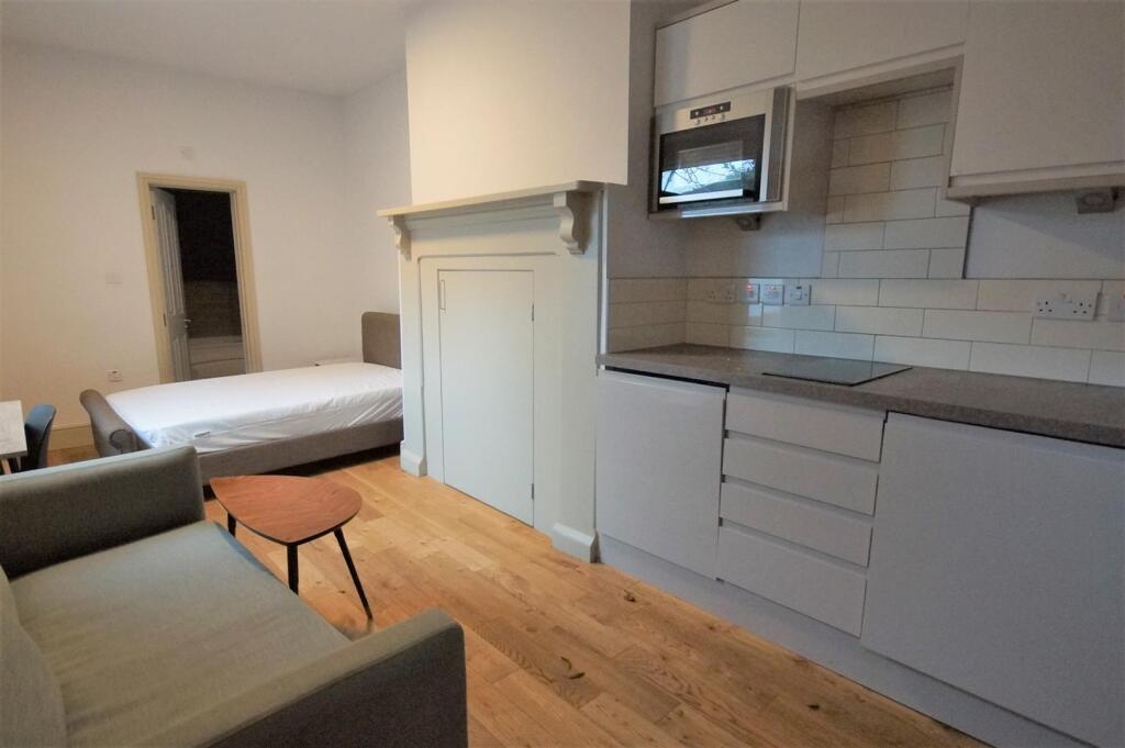 Additional image 2 of Woodhurst Road, Moseley, Birmingham