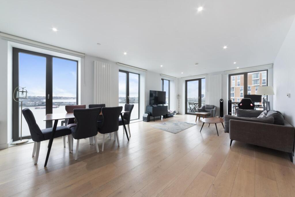 Main image of property: Kelson House, Royal Wharf, E16