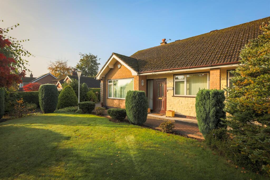 3-bed detached on Lid Lane, Cheadle, £330,000