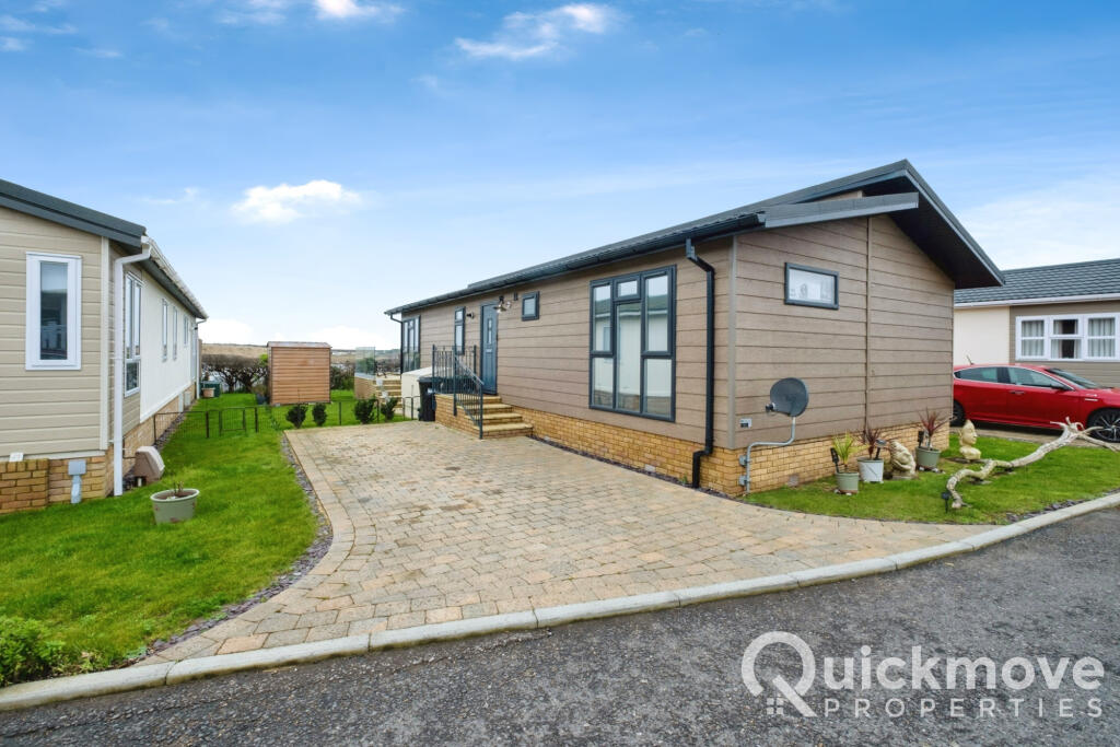 Main image of property: Milford-On-Sea, Hampshire, SO41