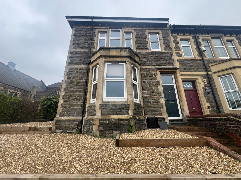 1 bedroom house share for rent
