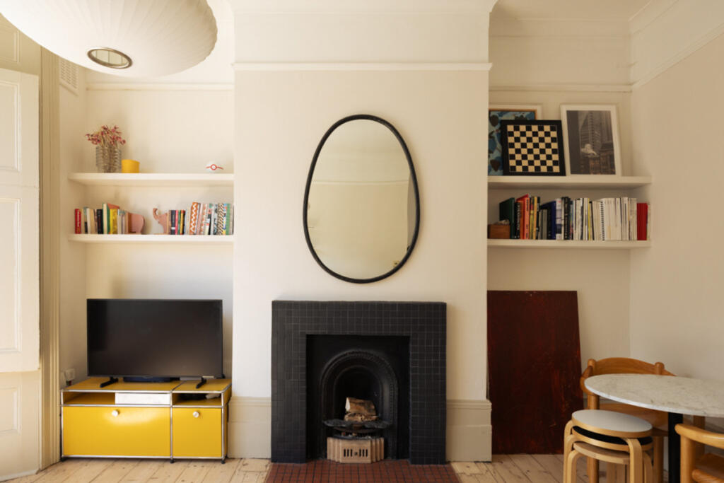 2-bed flat on Downs Road, Hackney, London, E5, £650,000