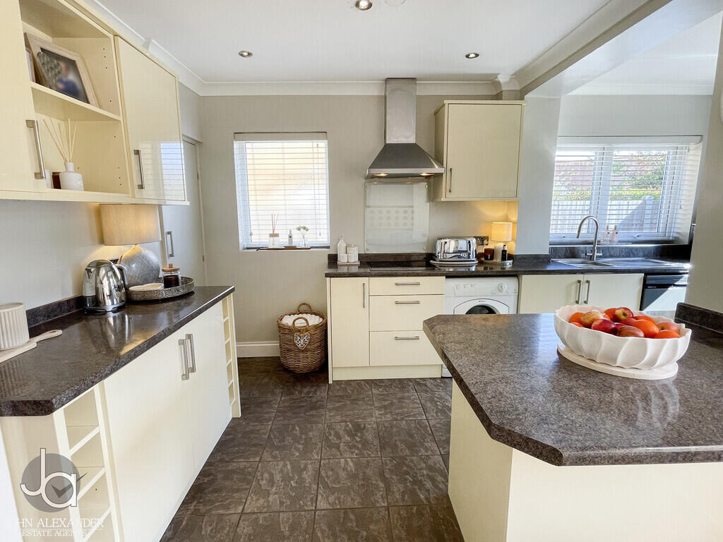House in Colchester - View 3