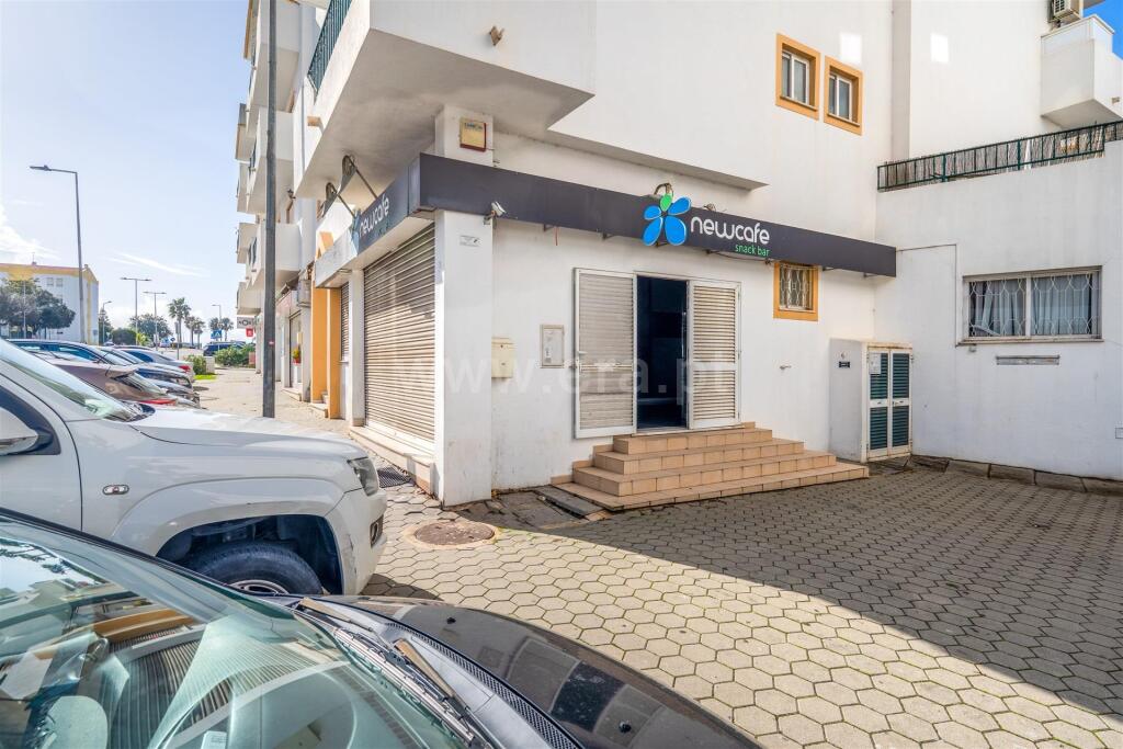 Main image of property: Algarve, Lagoa
