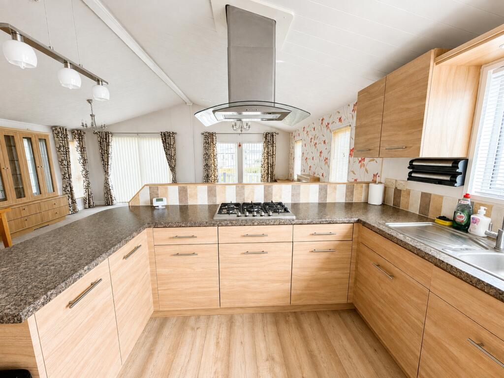 House in Taunton - View 5