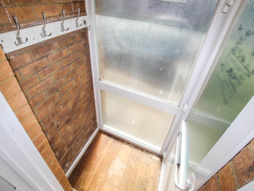 Apartment in London, Hayes - View 2