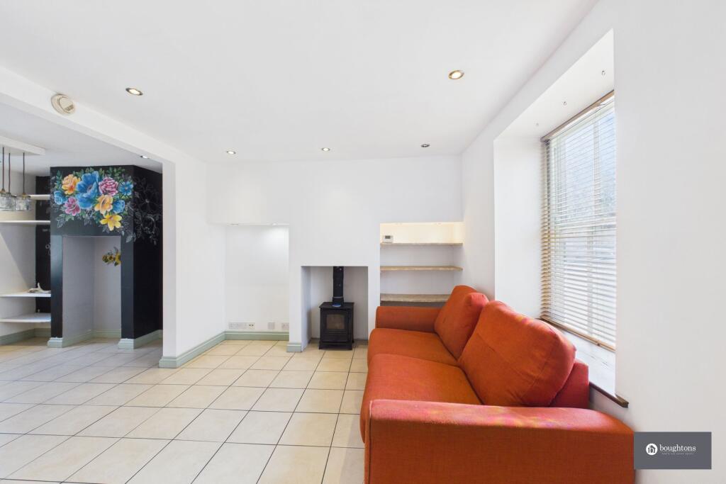Manor Road, Brackley, NN13 - View 5
