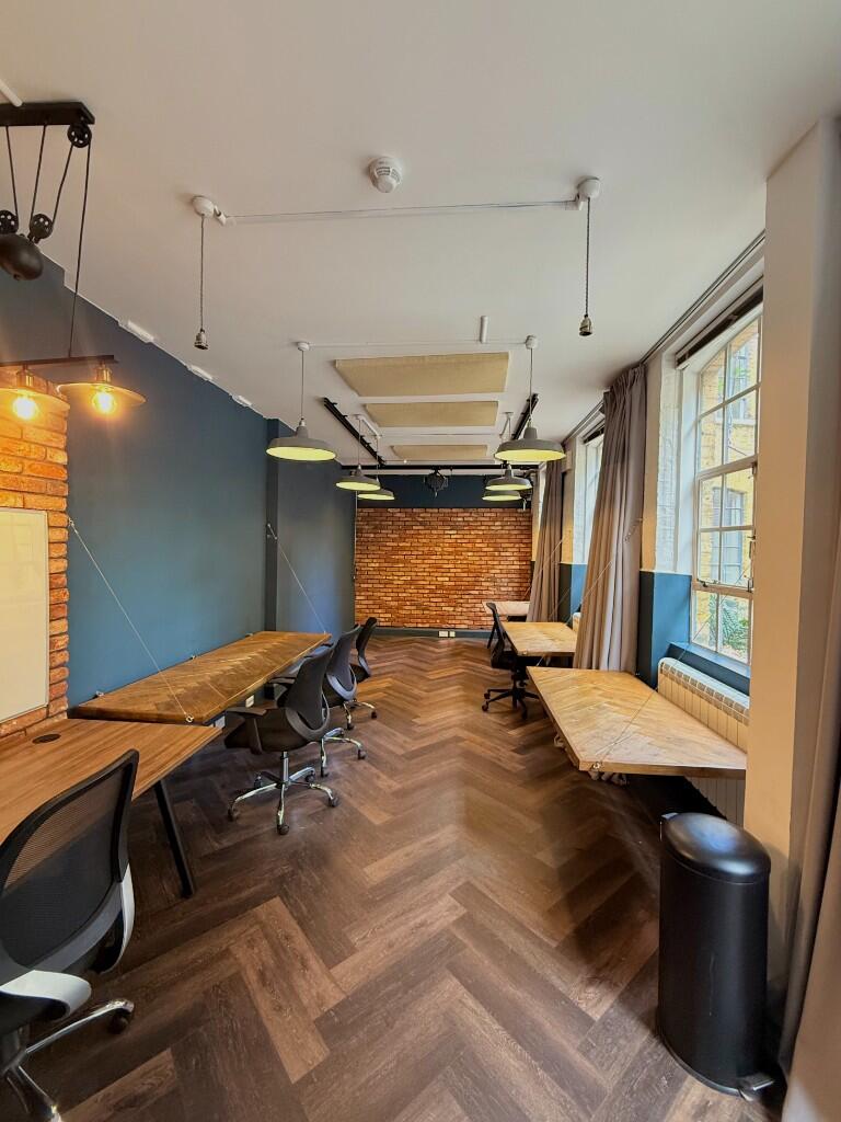 Main image of property: Plantain Place, Crosby Row, London, SE1 1YN