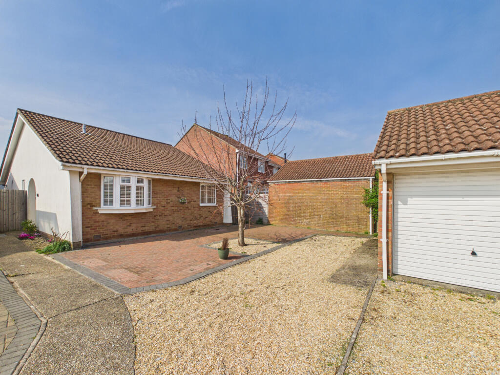 Main image of property: Cox Dale, Titchfield Common, PO14 4JW