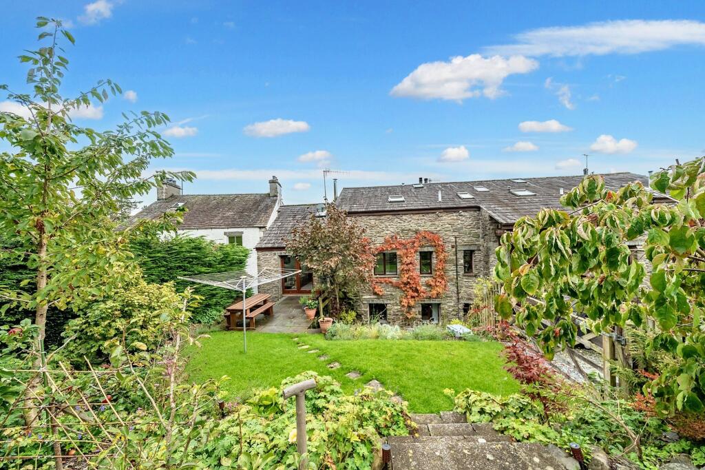 Main image of property: 3 High Reston Barn, Staveley