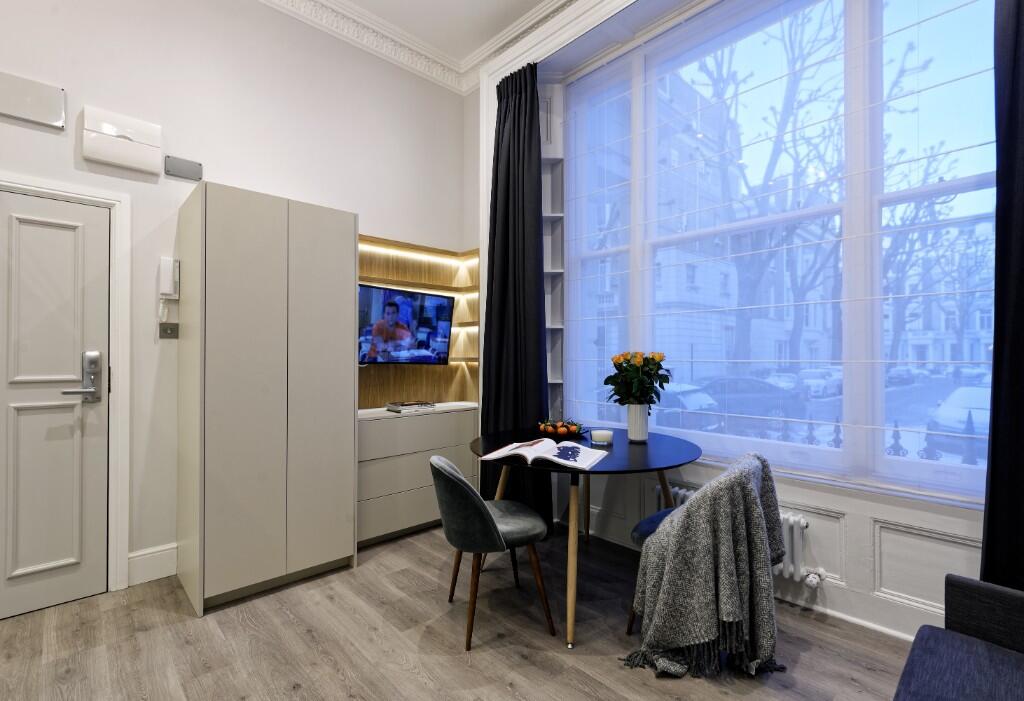 Studio flat for rent