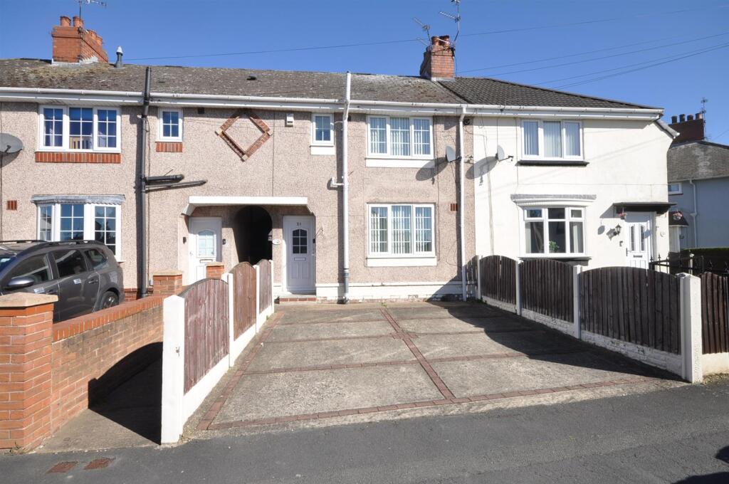 Main image of property: Durham Avenue, Thorne, Doncaster