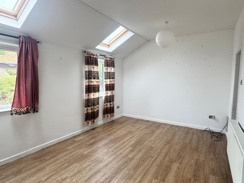 House in Southampton - View 5