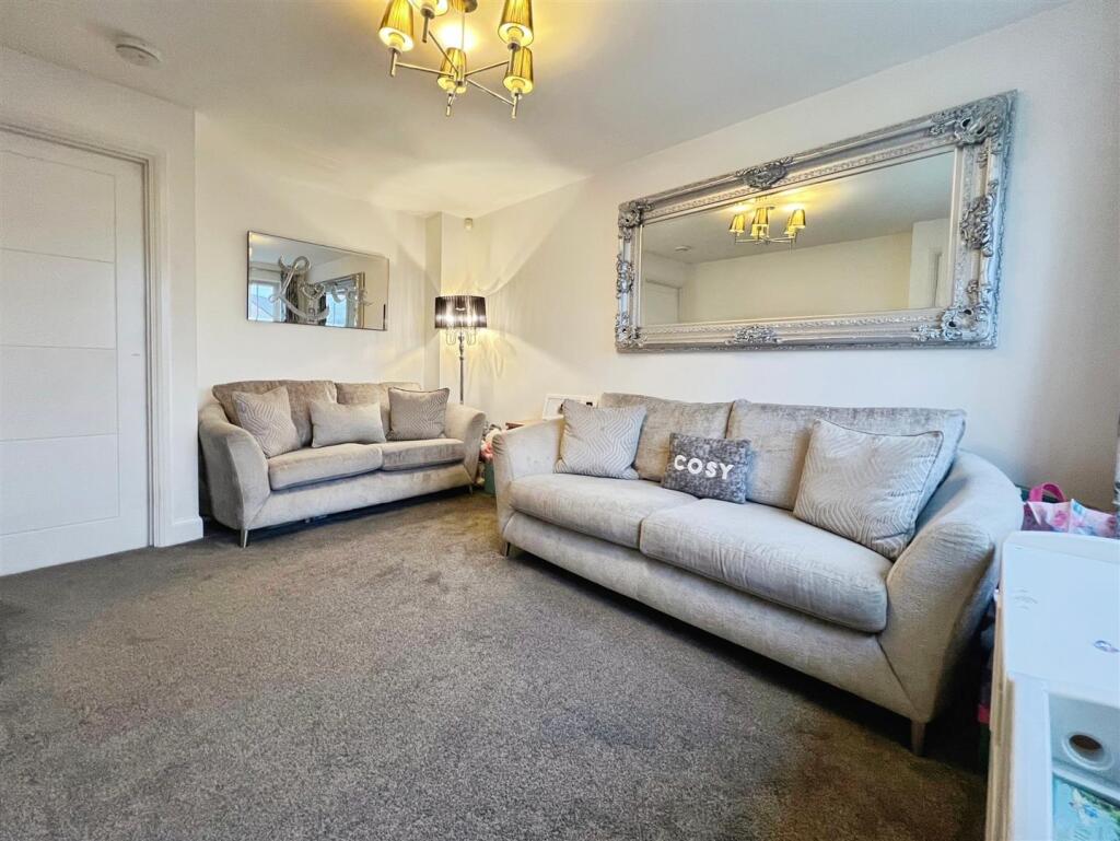 Additional image 5 of Brompton Drive, Bradford, BD10 0DW