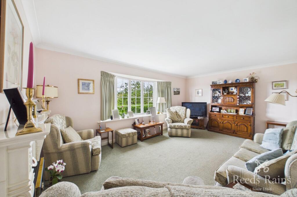 House in Wakefield - View 4