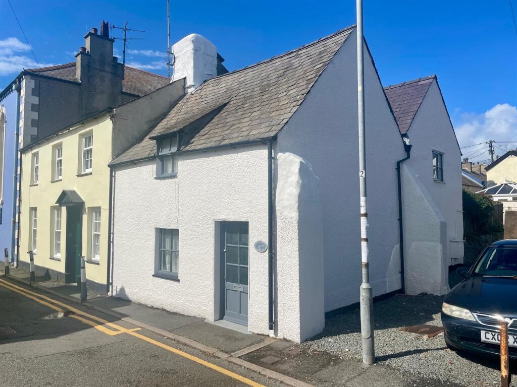 Main image of property: Chapel Street, Beaumaris